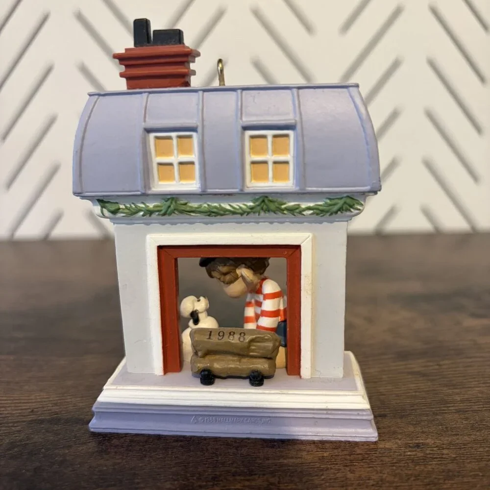 Hallmark Windows of the World 1988 Joyeux Noël French Ornament Collectors Series